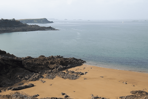 Plage des rochers sculptés de Rothéneuf