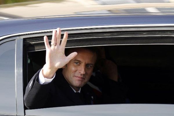 Emmanuel Macron en visite à Besançon le 16 novembre 2018, à la veille des blocages des "gilets jaunes" un peu partout en France. 