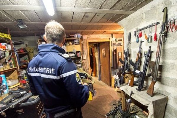 Des centaines d'armes ont été saisies lors de l'opération de ce 7 octobre 2014