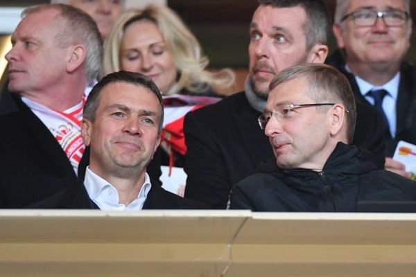 Le possible vice-président Oleg Petrov à coté de Dmitri Rybolovlev, président du club de football de l'AS Moncao en février 2019.