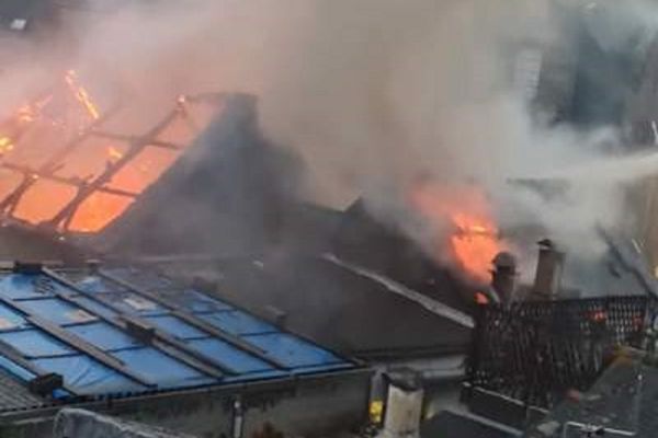 Un incendie a dévasté une boulangerie au centre-ville de Lamballe.