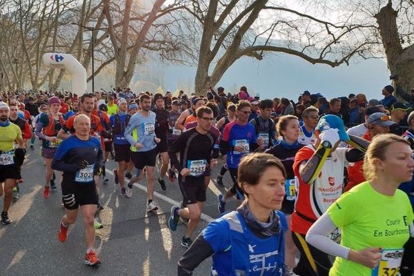 Le Marathon Du Lac D Annecy A Fete Son 40e Anniversaire