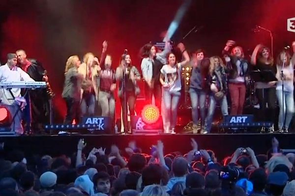 Le festival Art Rock a fêtée ses 30 ans en 2013, une édition réussie. 