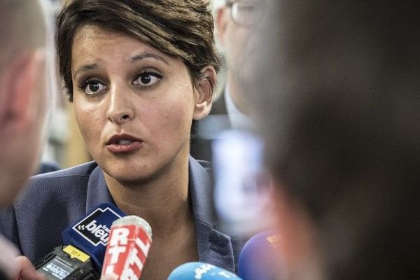 Najat Vallaud-Belkacem, ministre de l'Education nationale, a rendu visite au enseignants du lycée Hippolyte-Fontaine, à Dijon, lundi 31 août 2015.