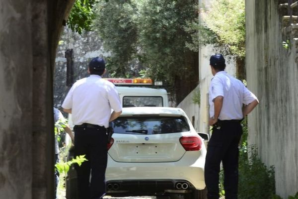 Une Mercédès volée à Marseille retrouvée dans un quartier de la ville par la police ( photo d'illustration 25-06-2013)