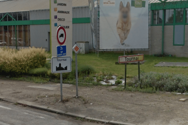 Des dizaines de panneaux d'entrée et de sortie d'agglomération ont été volés