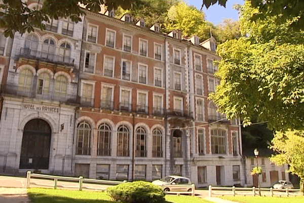 L'hôtel est à l'abandon depuis des années.