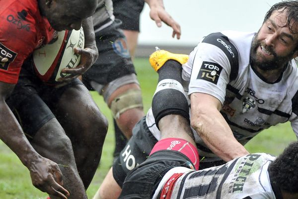 Brive face à Oyonnax lors de la 21e journée de Top 14.  