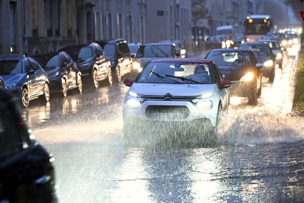 Météo France a placé les départements du Bas-Rhin et de Moselle en vigilance orange "pluie et inondations" jeudi 16 mai 2024.