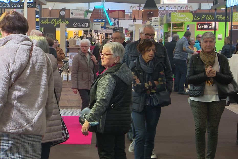 Covid-19.  Relaxation of barrier gestures at the Dijon exhibition fair