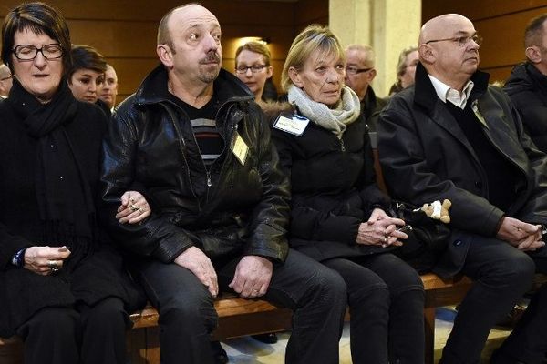 Les parents des deux gendarmes tuées à Collobrières lors du procès.