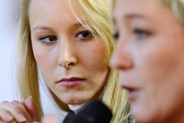 Marion Maréchal-Le Pen (Députée FN) et Marine Le Pen (Présidente du FN) - archives