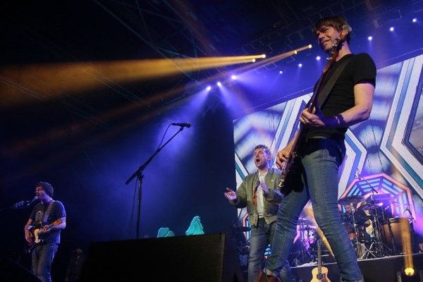 Les artistes doivent pouvoir continuer à se produire sur scène, demande le Prodiss. En illustration, le groupe britannique Blur au Zénith à Paris en juin 2015.