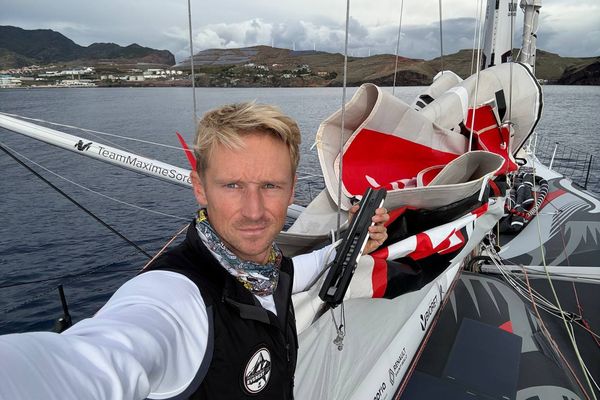 Maxime Sorel abandonne le Vendée Globe 2024, le 15 novembre 2024