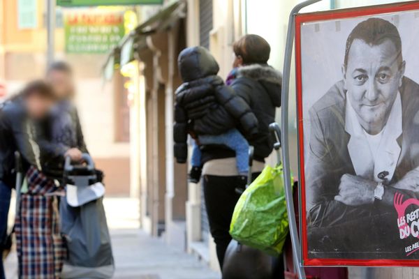 Les Restos du cœur lancent mardi leur campagne d'hiver