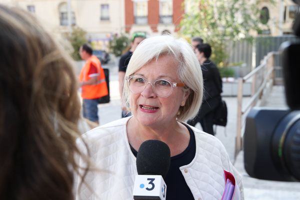 Catherine Vautrin en mai 2022 lors d'une interview pour France 3 Champagne-Ardenne.