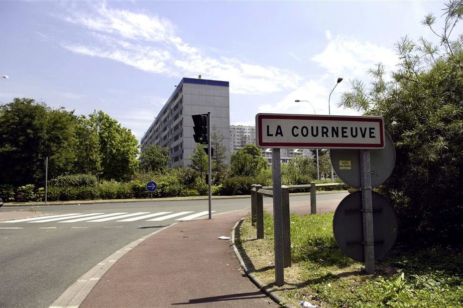 La Courneuve organizes its first referendum on 5G and the car in the city