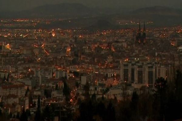 Certains quartiers de Clermont-Ferrand pourront bénéficier d'une dérogation aux restrictions sur l'éclairage nocturne qui entreront en vigueur le 1er juillet