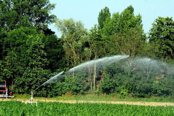 Archives (juillet 2013) - Arrosage dans la plaine du Forez