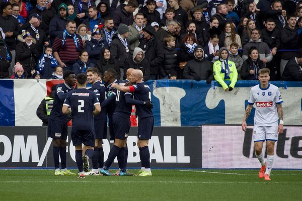 L'attaquant dunkerquois Gaëtan Courtet et ses coéquipiers se sont imposés à Auxerre (0-1).