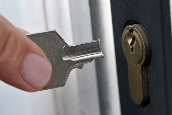 Une habitante d'Aucamville ne peut plus accéder à sa maison. Toutes les serrures ont été changées par son neveu, qu'elle hébergeait.