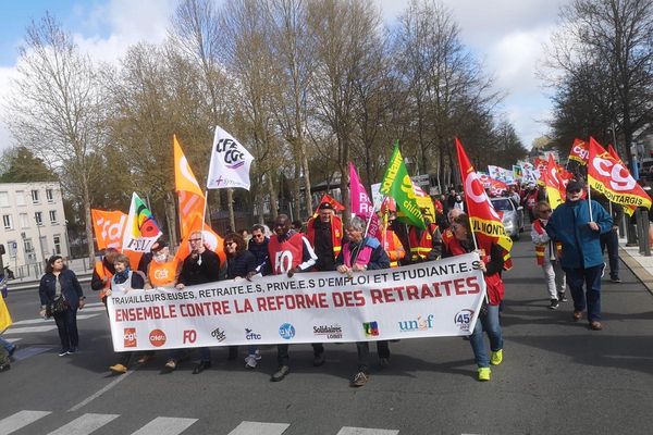 Les forces de l'ordre ont compté 920 manifestants à Montargis dans le cortège le 13 avril.