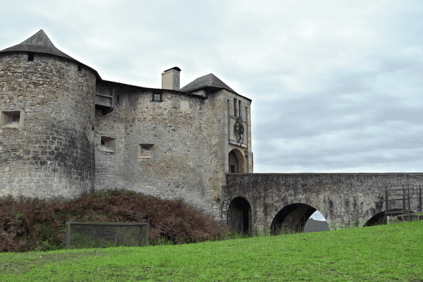 Le Château de Mauléon dans lequel vécurent les seigneurs de Soule