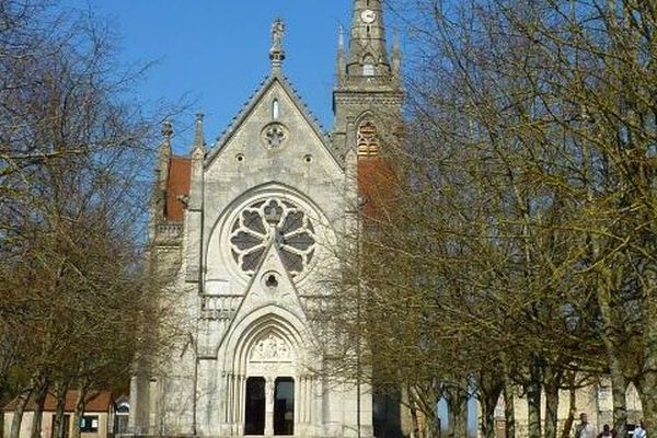 Le sanctuaire Nitre-Dame du Mont-Roland à Jouhe, près de Dole.