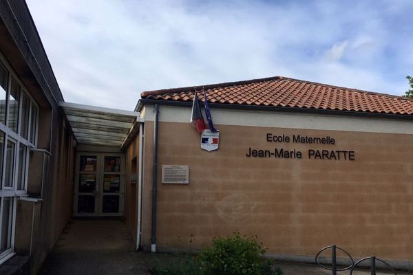 Les deux suspicions de Covid-19 concernent deux membres du personnel de l'école maternelle Jean-Marie Paratte de Buxerolles dans la Vienne.