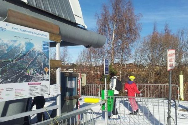 Un des télésièges de la station de Cambre d'Aze