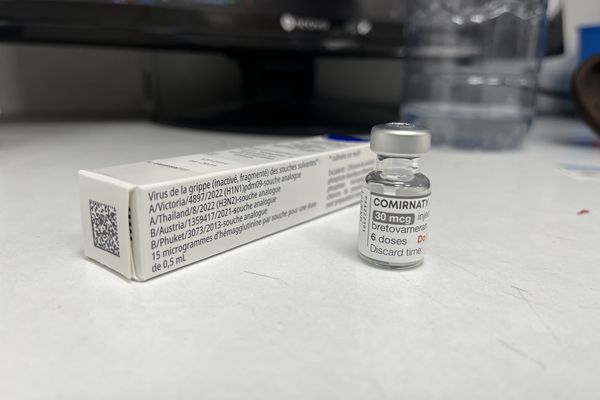 Les deux vaccins de la grippe et du Covid