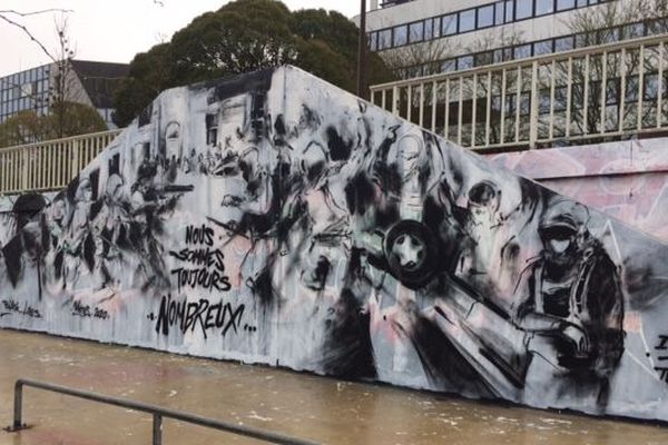 La fresque contre la répression, bd Doumergue à Nantes 