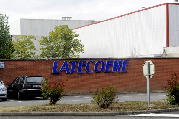 Des manifestants ont occupé ce samedi après-midi les toits de l'usine Latécoère à Labège avant d'être délogés par la gendarmerie.