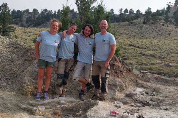 L'équipe nantaise du Muséum d'Histoire Naturelle dans le Wyoming (USA) sur le site de fouilles paléontologiques