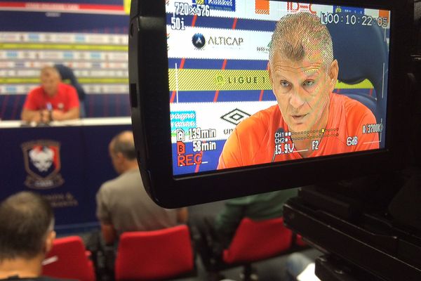 Patrice Garande en conférence de presse avant le match SMC-PSG