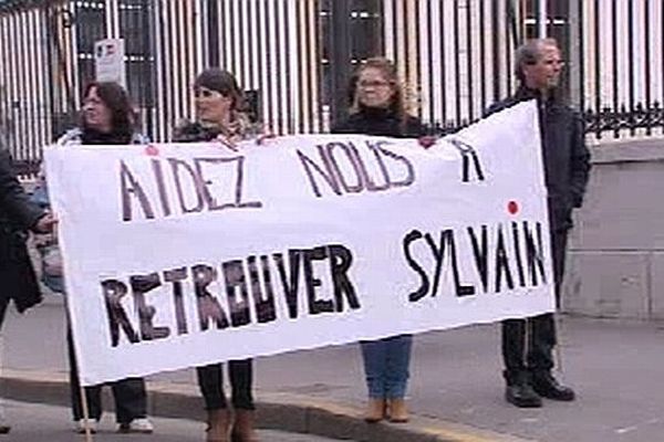 Plusieurs centaine de personnes ont manifestées ce samedi 6 avril à Bourg-en-Bresse