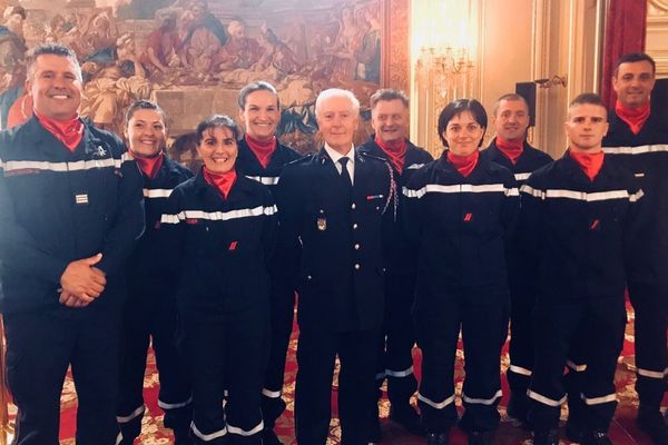 Des pompiers gardois étaient invités à l'Elysée vendredi soir.