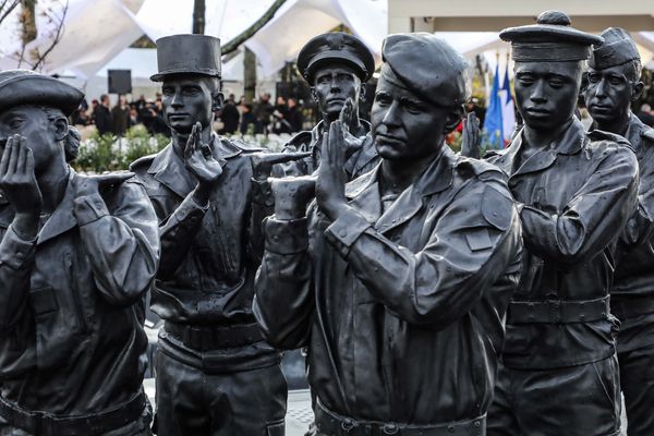 Le monument aux morts en hommage aux 549 militaires français décédés en opérations extérieures.