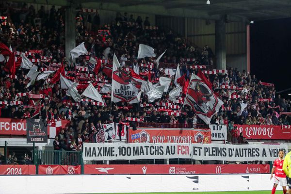 Les supporters du FC Rouen, lors du match face au FCSM, mercredi 23 octobre 2024.