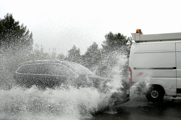 Des trombes d'eau, de la grêle, des rues inondées et un blessé à Firminy dans la Loire ce 30 aout 2022 après la chute d'un arbre. Photo d'illustration