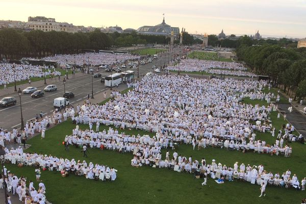 17000 participants pour la 30ème édition du Dîner en blanc.