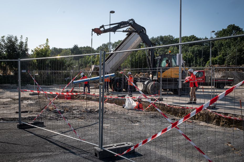 work on the Aubervilliers training pool can resume