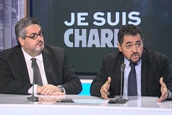 Karim Djermani, à la gauche du maire de Clermont-Ferrand Olivier Bianchi, sur le plateau de LVEL le 10/01/15.