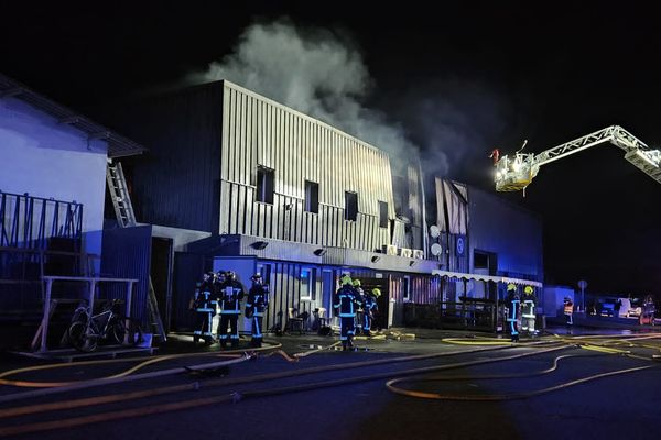 Un incendie s'est déclaré au Léman 5 à Perrignier, jeudi 16 mars.