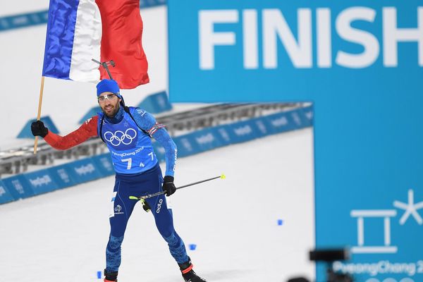 Martin Fourcade lors du finish de la course de biathlon en relais mixte le 20 février 2018 lors des Jeux olympiques de Pyeongchang en Corée du Sud.