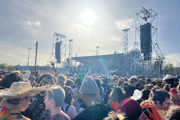 Les concerts du Carnaval édtudiant de Caen ont commencé au Parc des expositions.