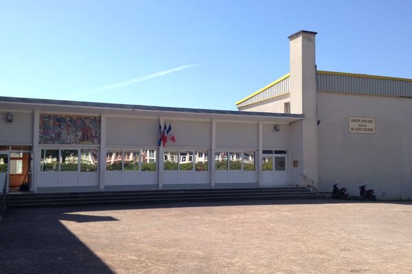 L'école Saint-Exupéry a été visitée par des individus dans la nuit du 11 au 12 avril, ilsont dégradé six classes sur les quinze de l'établissement