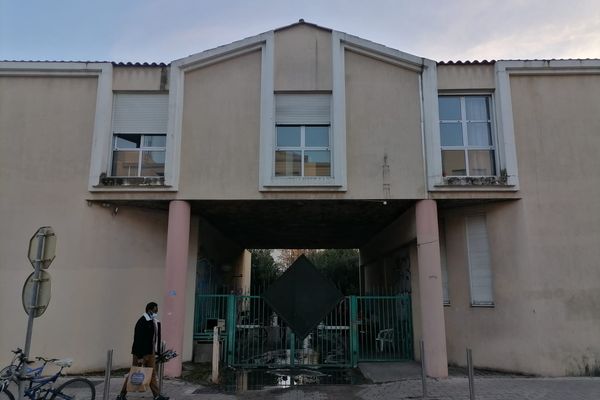 Ce bâtiment situé aux 42-46 boulevard de Strasbourg, à Montpellier, a été évacué samedi 20 novembre 2021. Les familles ont été relogées.