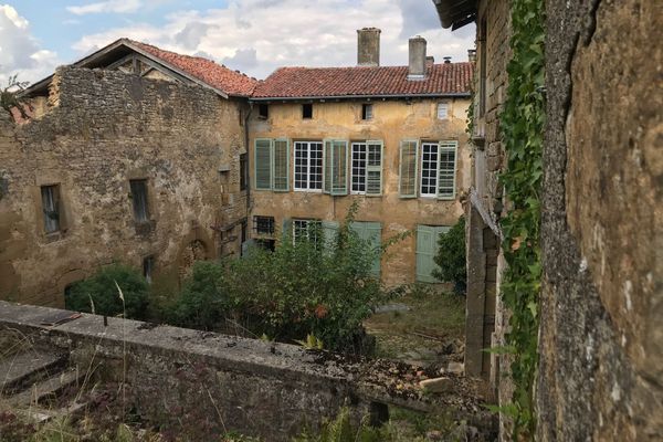 Hôtel d'Egremont à Marville (Meuse)