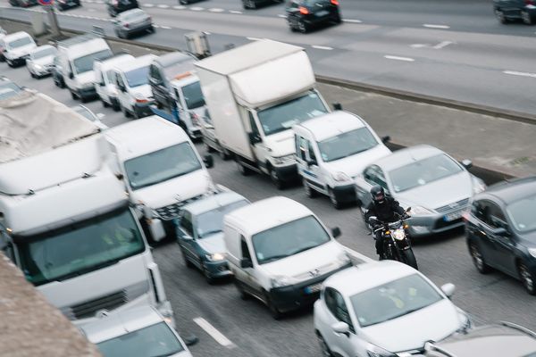 Le périphérique parisien. (illustration)